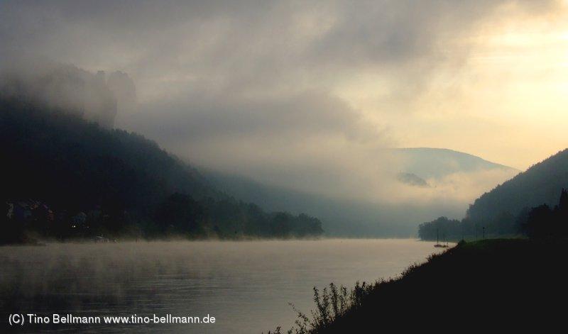 Romantik pur - Sonnenaufgang im Elbsandsteingebirge